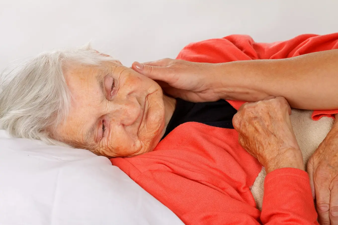 staruszka w łóżku